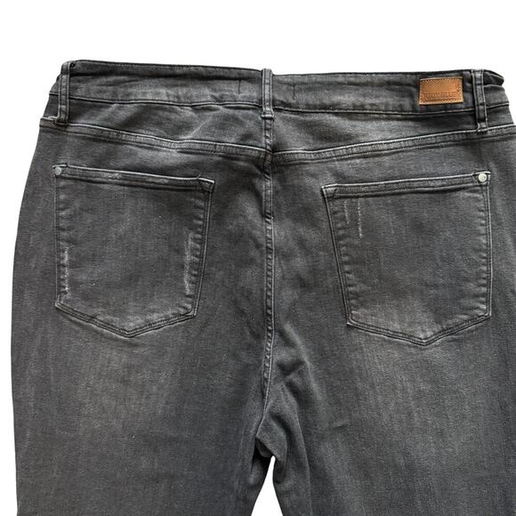 Judy Blue Jeans Women's Sz 22W Black denim Skinny Fit Capri casual Stretch prep - Picture 13 of 14